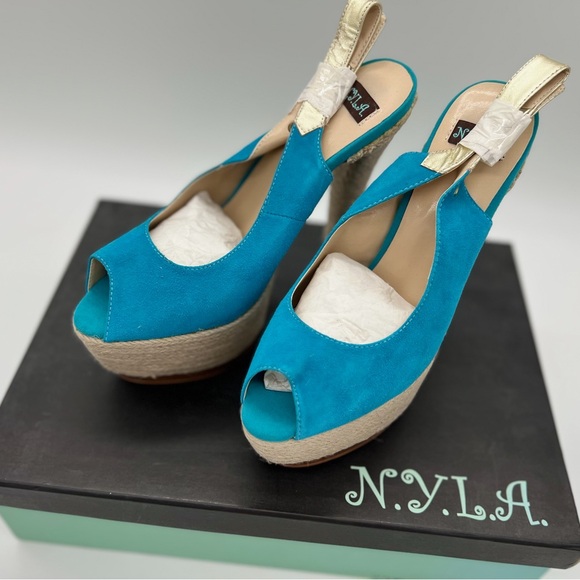 NYLA Perlia Blue Leather Peep-toe Wedges - size 9 - Picture 1 of 7